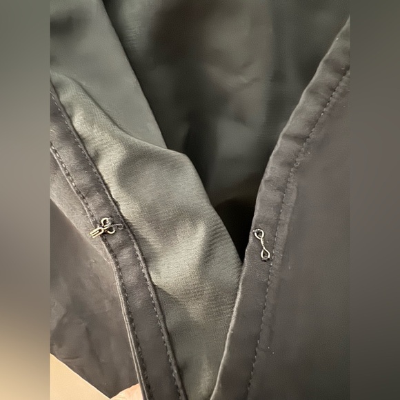 Abercrombie & Fitch Black Wrap Around Cupro Crop Blouse - Picture 5 of 7